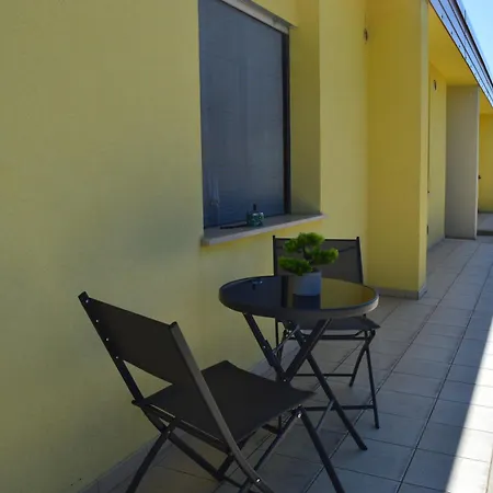 Apartment Henry's Home- Affitti Brevi Italia