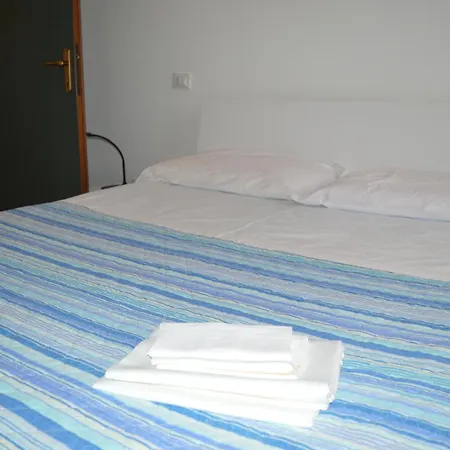 Henry's Home- Affitti Brevi Italia Daire *