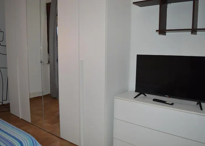 Henry's Home- Affitti Brevi Italia Apartman *